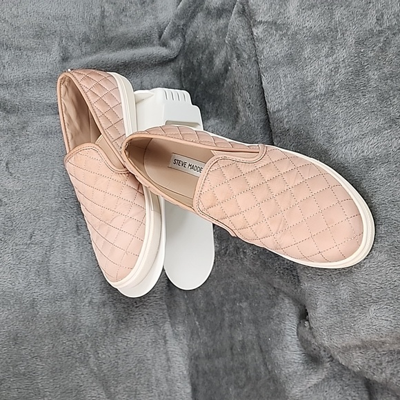 Steve Madden Women's Loafers - Picture 6 of 8